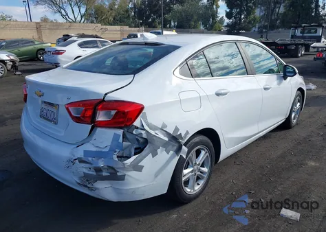 2018 Chevrolet Cruze Lt Auto z USA, uszkodzony, nr VIN 1G1BE5SM0J7169234